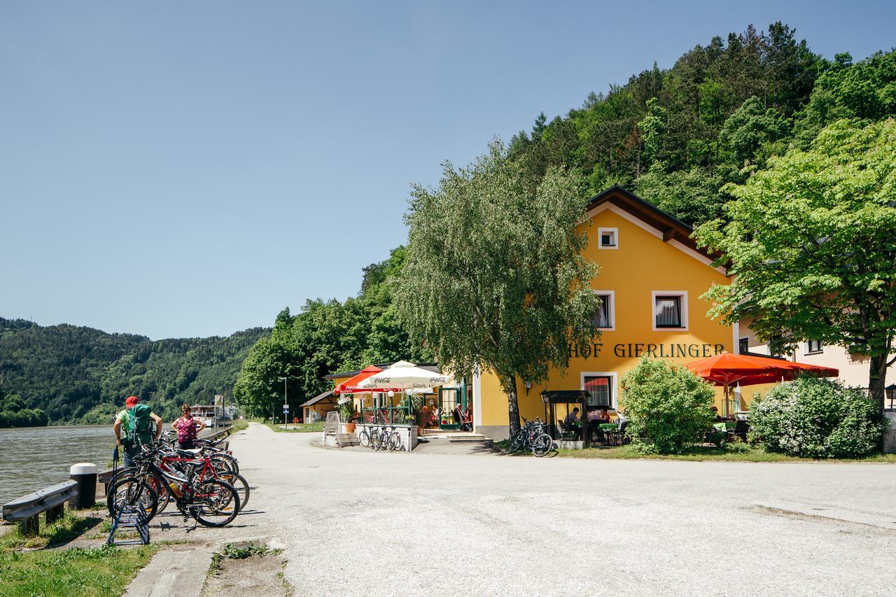 Gasthof Gierlinger Obermuhl Exterior photo
