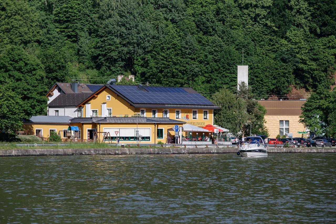 Gasthof Gierlinger Obermuhl Exterior photo